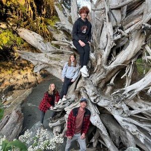 Meet your Posher, Angie